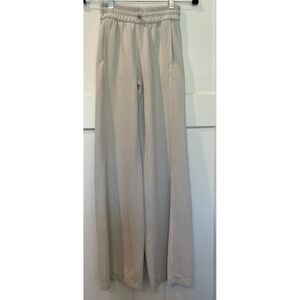Women's Lululemon Ribbed Softstreme Flare Leg MR Pants in Size 0 Bone